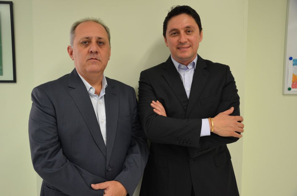 Revista Servioeste Sade e Meio Ambiente - Dr. Edson Stakonski e Prof. Fbio Redin