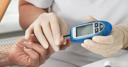 Revista Servioeste Sade e Meio Ambiente Pr-diabetes: um alarme para uma futura doena Uma pessoa é considerada de alto risco para progressão ao diabetes quando apresenta alterações no metabolismo da glicose,...