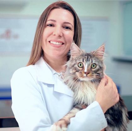 Revista Servioeste Sade e Meio Ambiente Em 2018 o Hemovet tornou-se também Hemovet afiliado da ABHV (Associação Brasileira de Hospitais Veterinários). “Nosso banco de sangue já auxiliou mais de 15 mil...